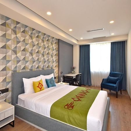 Home4You City Center Apartments 耶烈万 外观 照片