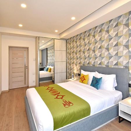 Home4You City Center Apartments 耶烈万 外观 照片