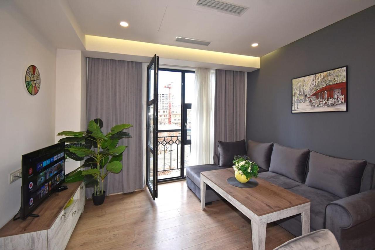Home4You City Center Apartments 耶烈万 外观 照片